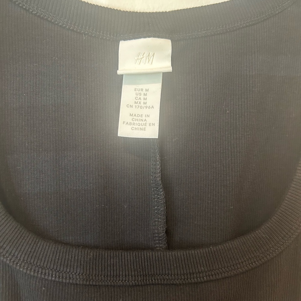 H & M black dress size medium - Picture 3 of 4